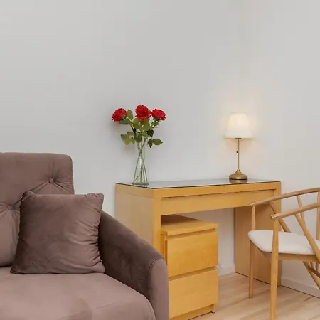 Two Bedroom Apartment In Gdansk With Desk For Remote Work And Bathtub By Noclegi Renters Exterior foto
